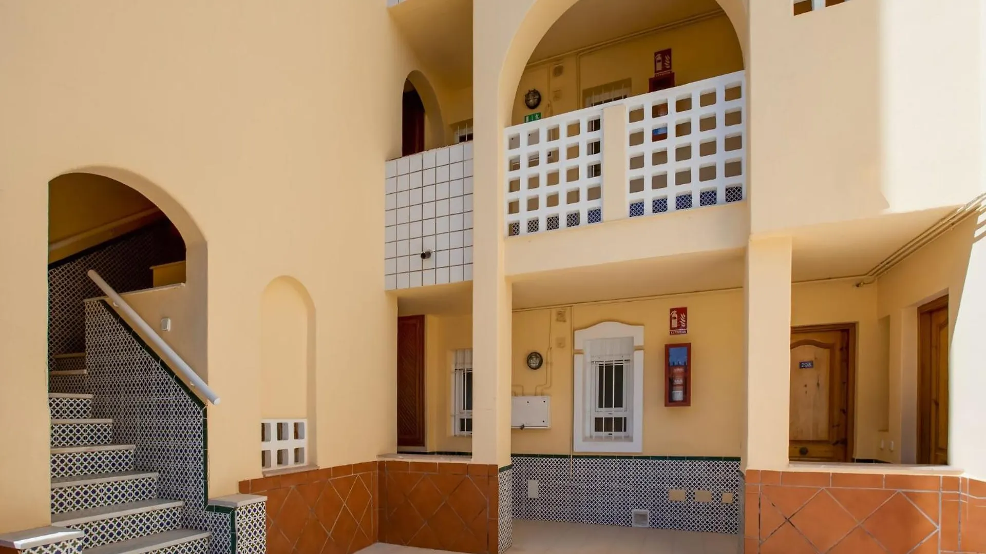 Lovely Apartment In Andaluc A Near Seabeach Las Salinas